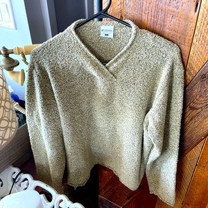 Columbia V-neck sweater / sweatshirt